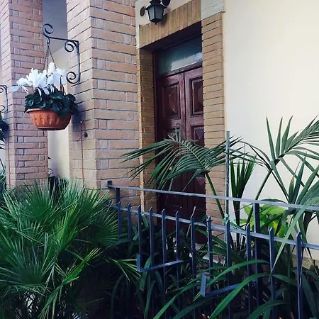 Rose House Daire Cisterna di Latina